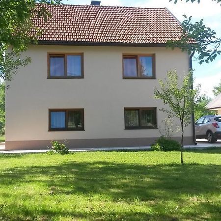 Apartment Prozor Otočac Eksteriør billede