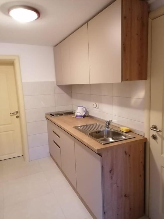 Apartment Prozor Otočac Eksteriør billede