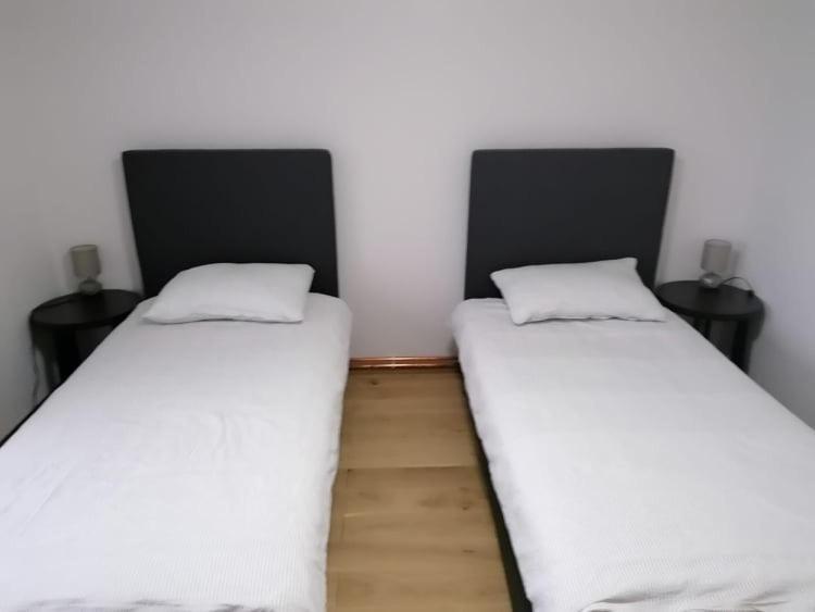 Apartment Prozor Otočac Eksteriør billede