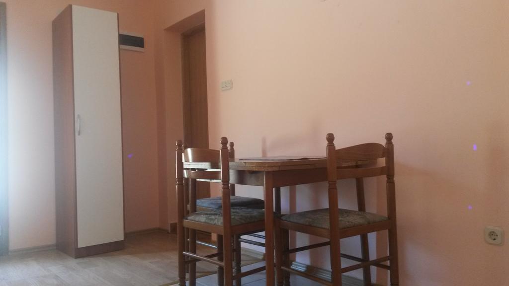 Apartment Prozor Otočac Eksteriør billede