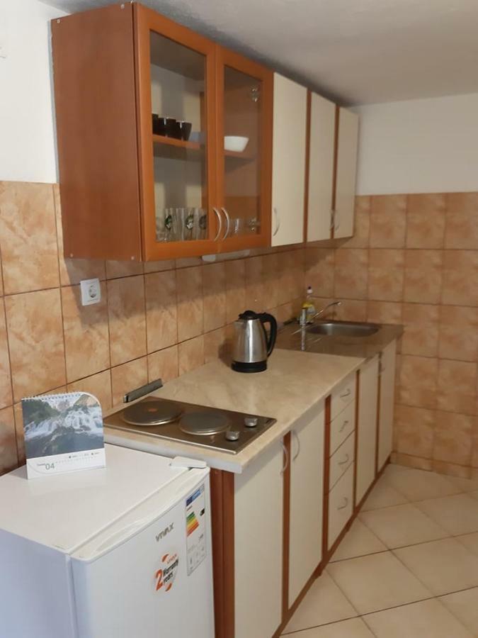 Apartment Prozor Otočac Eksteriør billede